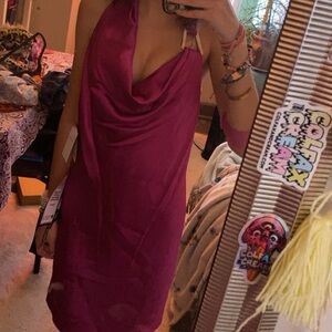 Morgan & Co. Elegant magenta satin dress
BRAND NEW WITH TAGS NEVER WORN